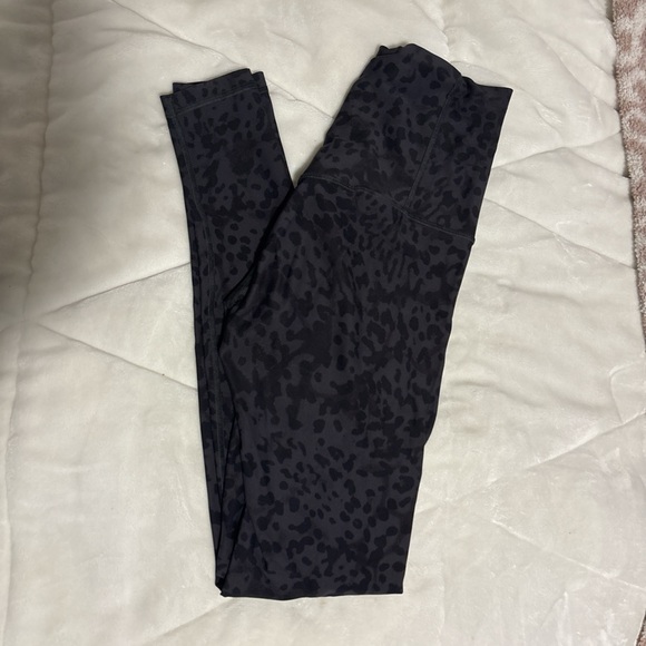 Old Navy Pants - Old Navy Black Leopard Print Leggings